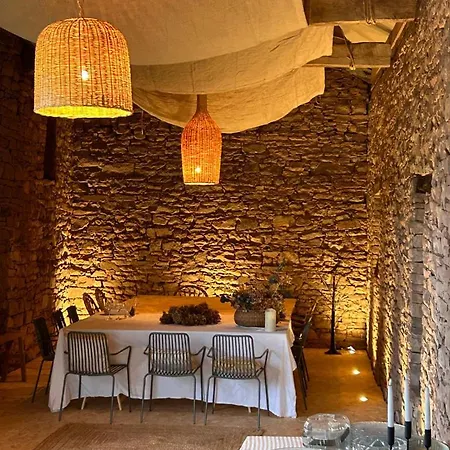 Les Maisons Du Salvignol Holiday home Martrin